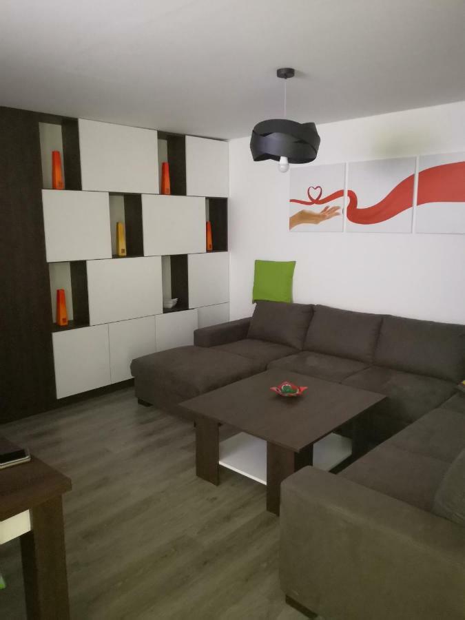 Centrum Apartman LEYLA Bardejov Exterior foto